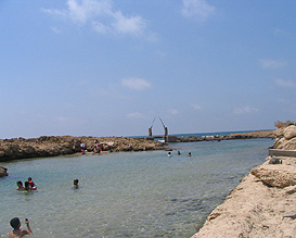 הלגונה בחוף נווה ים